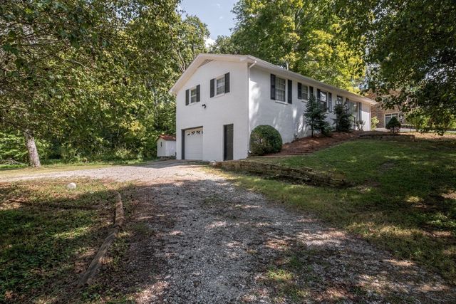 514 Spring Ln, Columbia