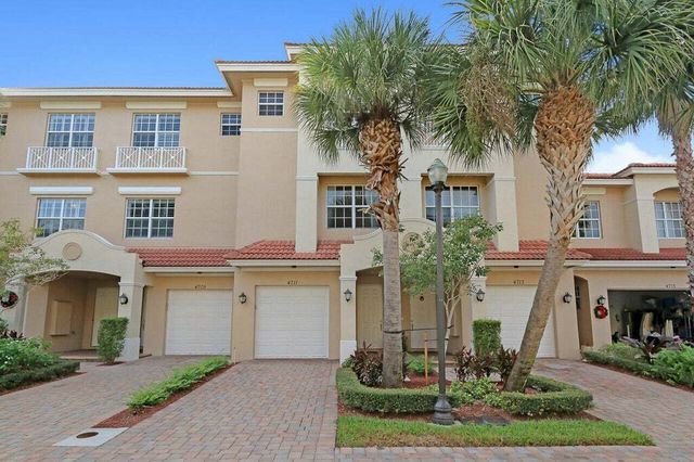 4711 Artesa Way E, Palm Beach Gardens