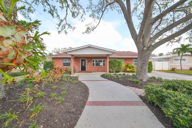6657 Bougainvilla Avenue S, ST PETERSBURG