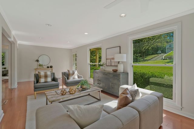 5708 Vine Ridge Dr, Nashville
