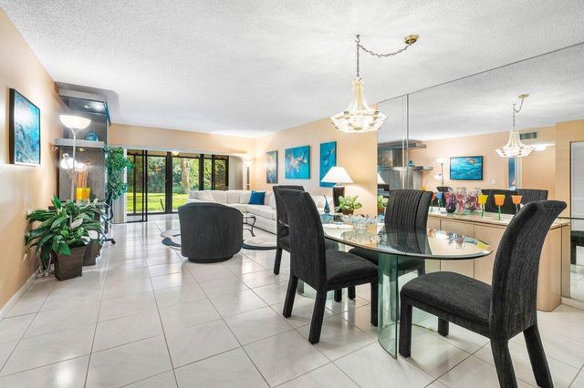 5087 Oak Hill Lane #315, Delray Beach