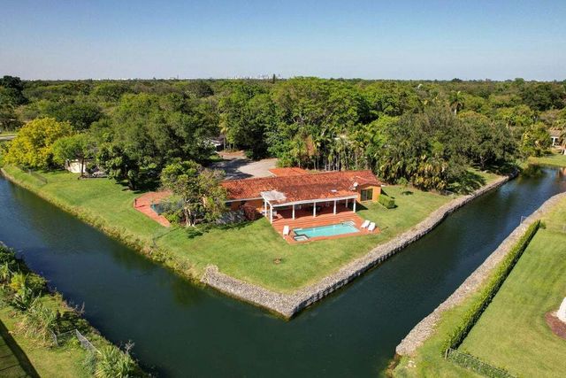 7000 Sw 125th St, Pinecrest