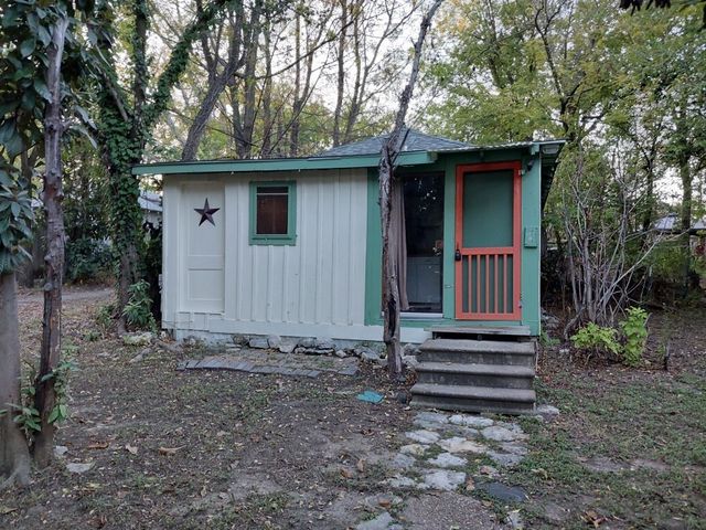 609 E 38th Street Back Unit, Austin