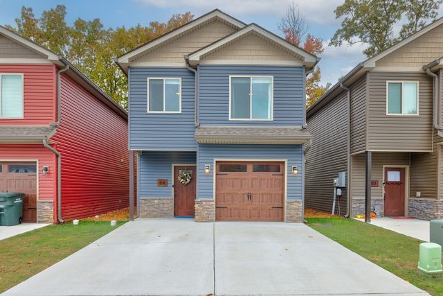 211 Golf Club Ln 4, Springfield