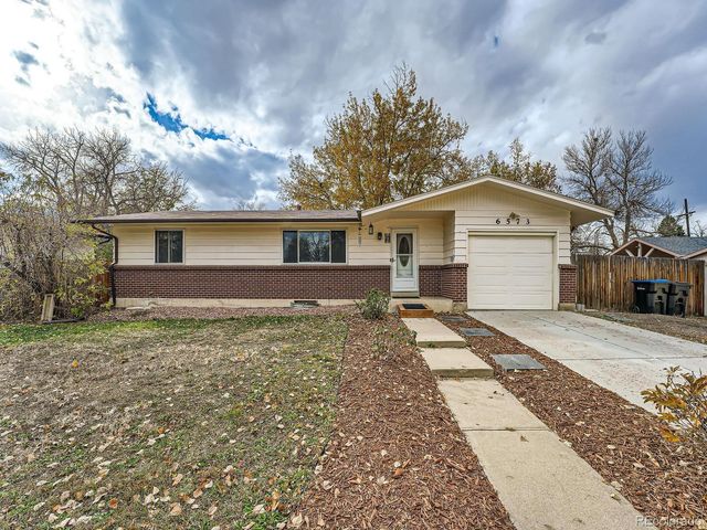 6573 Iris Street, Arvada