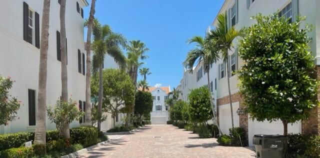 147 N Cannery Row Cir, Delray Beach
