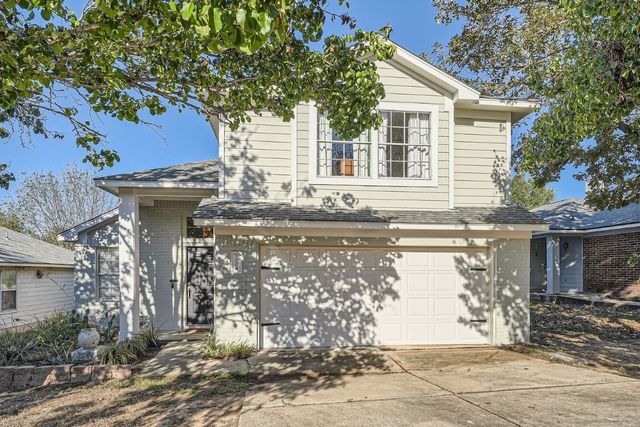 2004 Charlotte Way, Round Rock