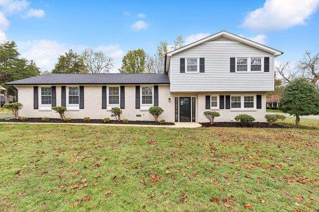 207 Tulip Tree Rd, Shelbyville