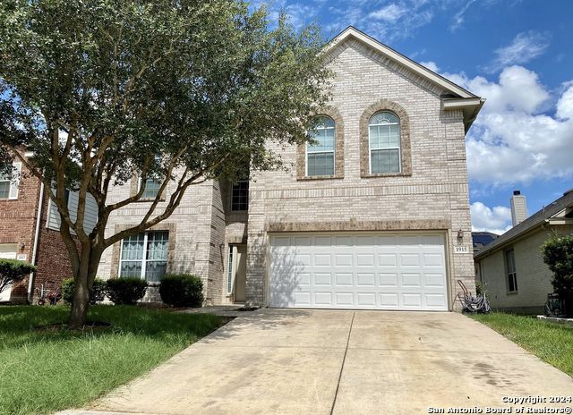 1915 Ponce De Leon, Windcrest