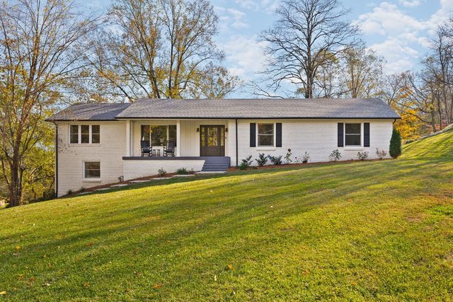 5107 Longstreet Dr, Brentwood
