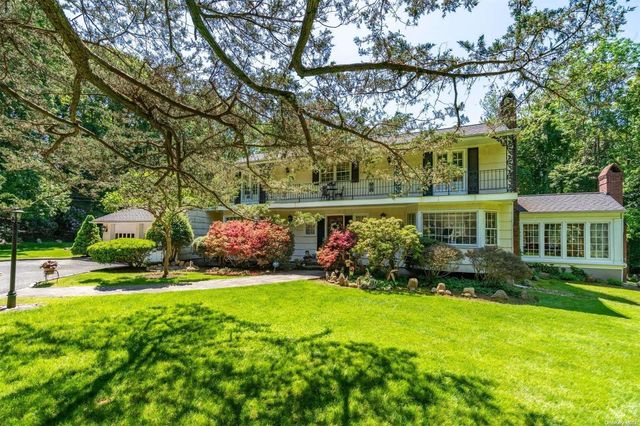 4 Pippin Lane, Lloyd Harbor