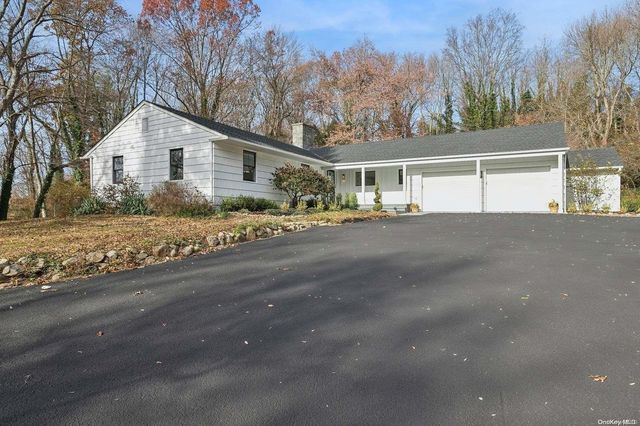 471 A Woodbury Road # A, Cold Spring Harbor