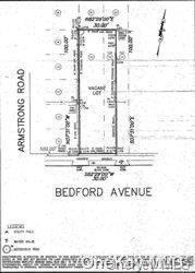 Bedford Avenue, Garden City Park