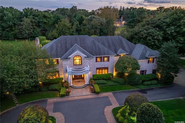 19 Ridge Court, Old Brookville