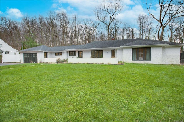 80 Hollow Road, Stony Brook