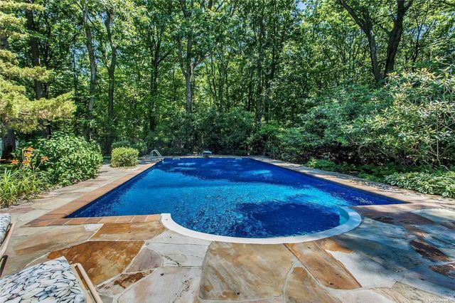 6 Cliffside Drive, Belle Terre