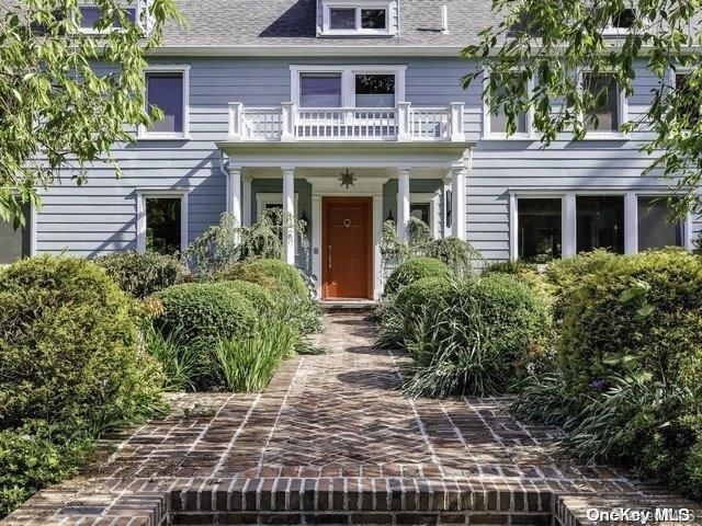 963 Ripley Lane, Upper Brookville