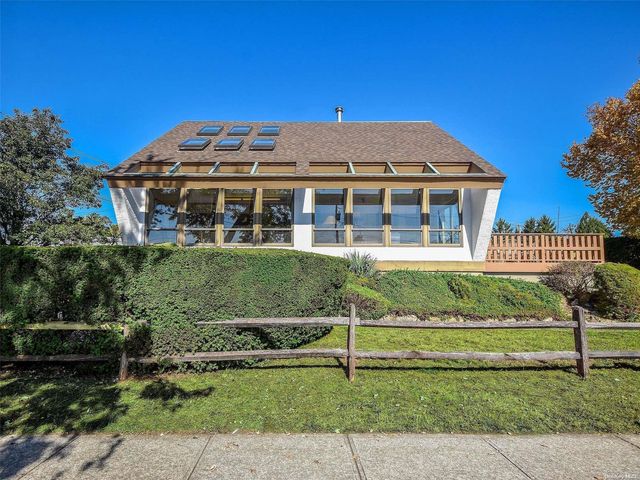28 Kaywood Road, Port Washington