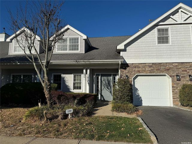 190 Pond View Drive # 383, Port Washington