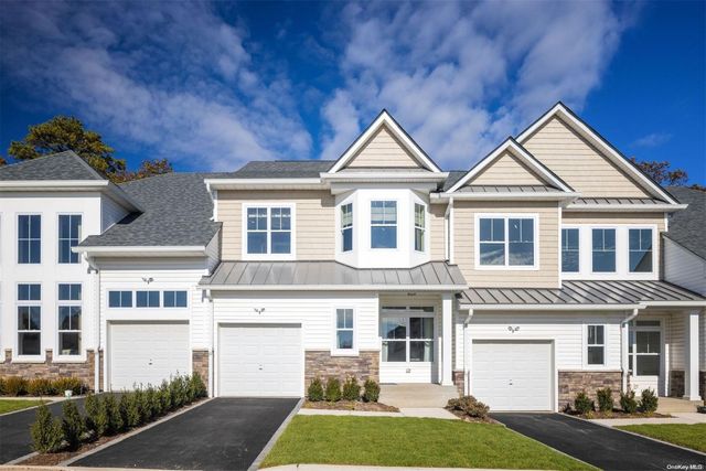 1239 Old Nichols Road # 60, Islandia