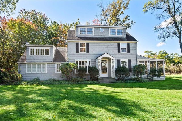 65-b Bryant Avenue, Roslyn