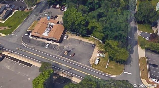 186 Terry Road, Smithtown