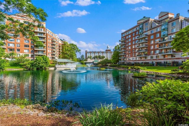 111 Cherry Valley Avenue # Ph2, Garden City
