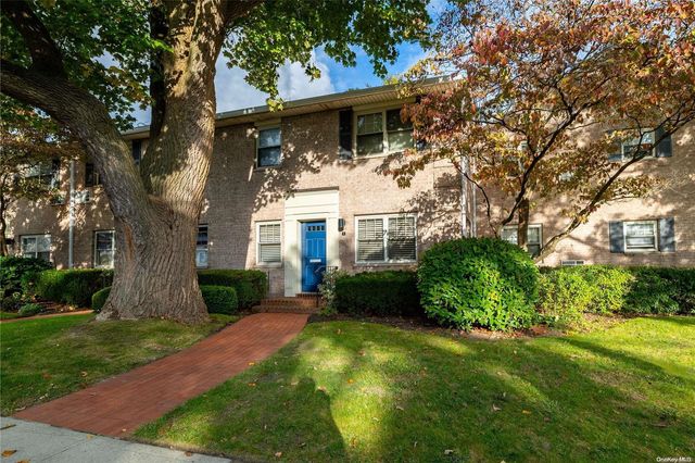 1 N Lewis Place # 1a, Rockville Centre