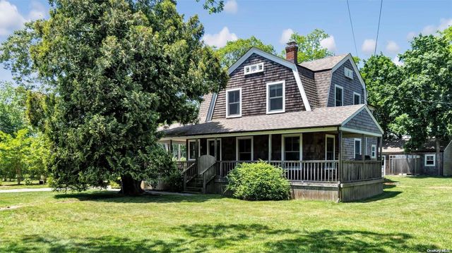 N/a, East Quogue
