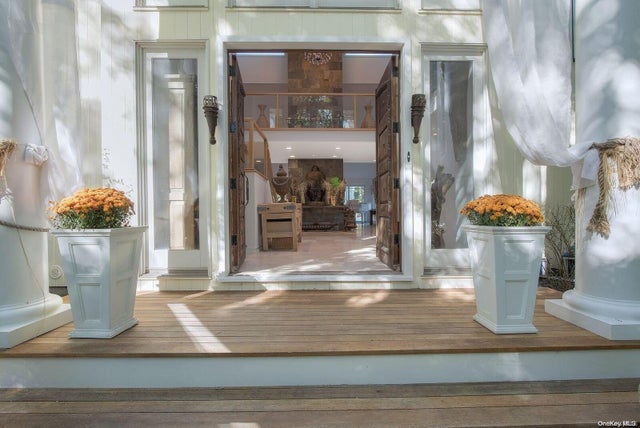 26 Quarter Court, Westhampton