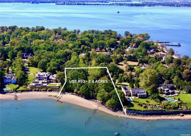 91 Gatsby Lane, Great Neck