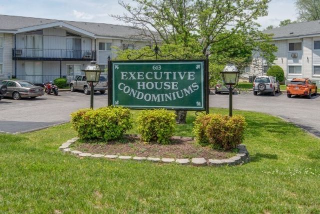 613 Hillsboro Rd B18, Franklin