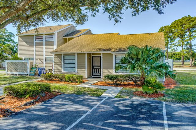 101 Lakewood 24b Dr #24b, Jupiter