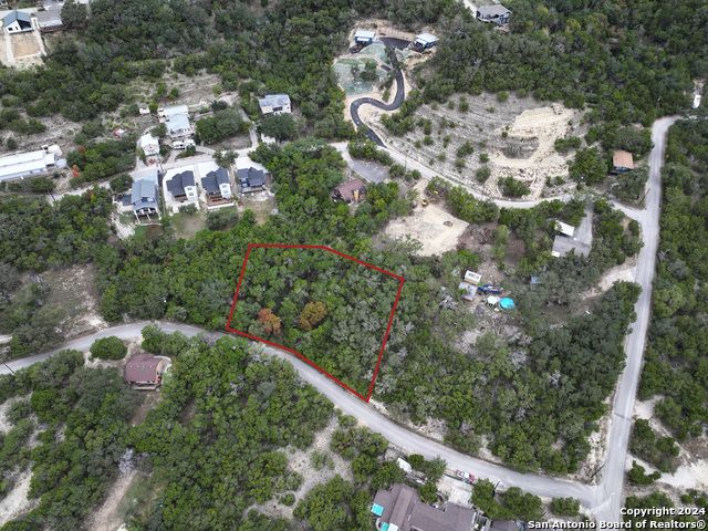 566 Contour Drive, Canyon Lake