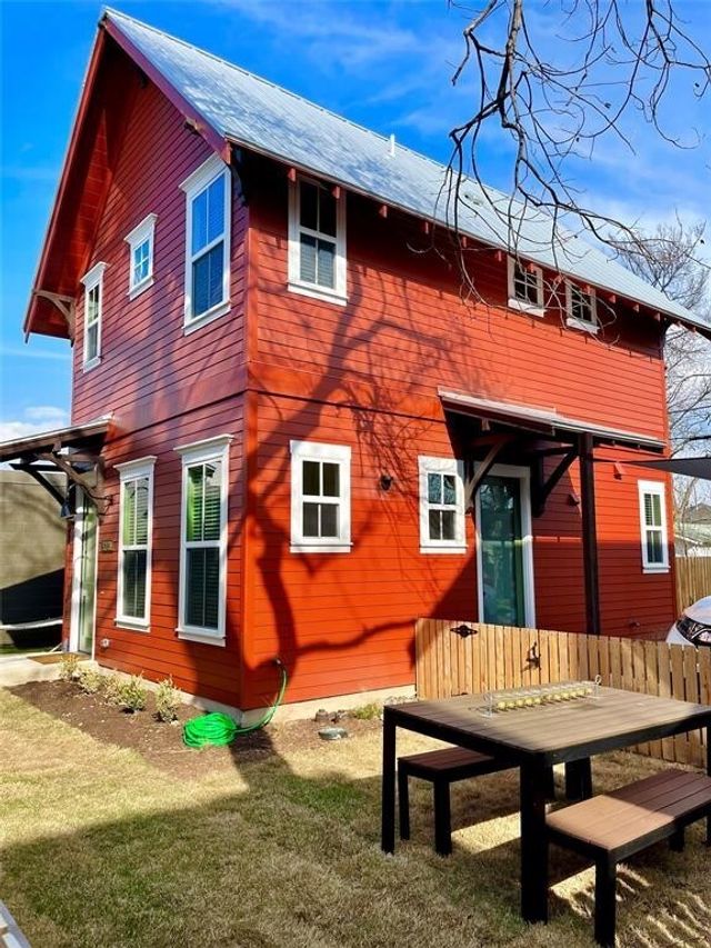5213 Evans Avenue B, Austin