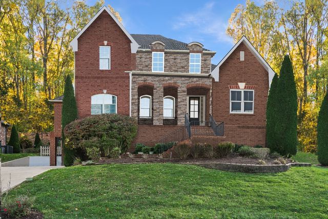 1345 Sweetwater Dr, Brentwood