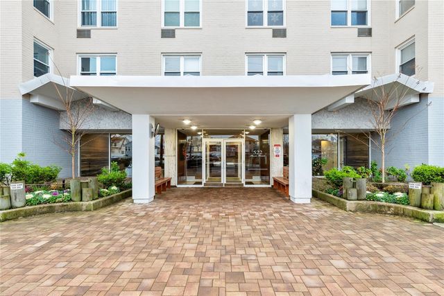 522 Shore Road # 3s, Long Beach