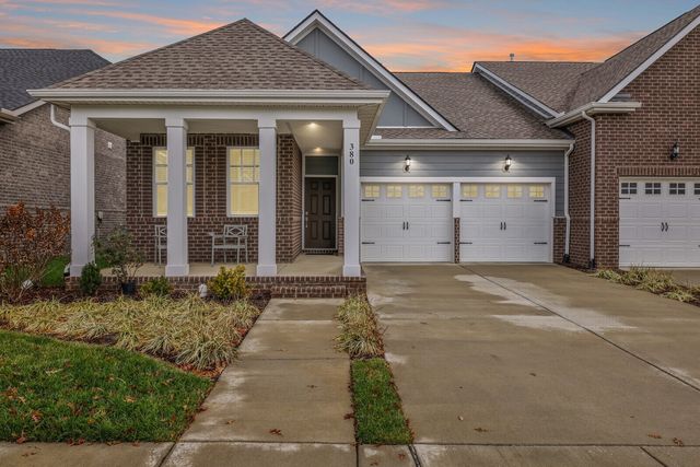 380 Gingerwood Ln, Hendersonville