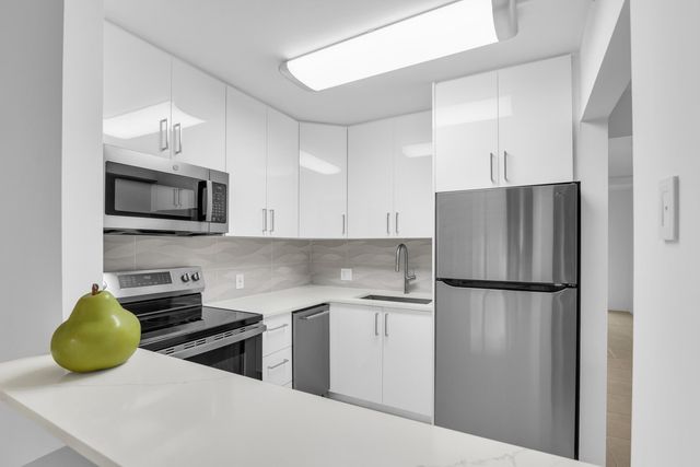 175 Fanshaw E, Boca Raton