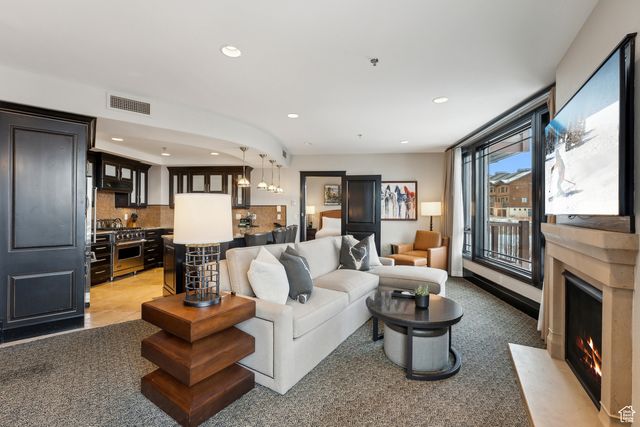 2100 Frostwood Blvd 4158, Park City