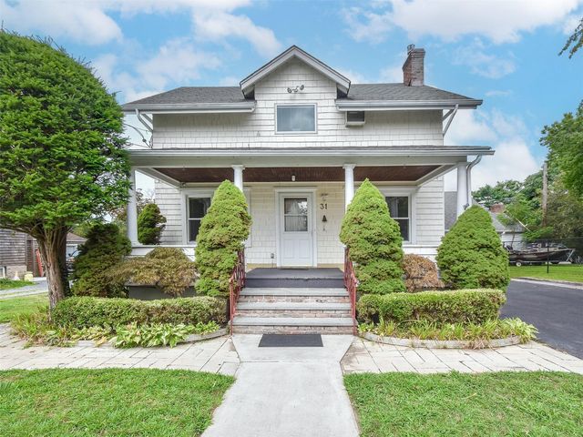 31 Cove Street, Glen Cove