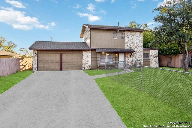 2210 Palomino Dr, San Antonio
