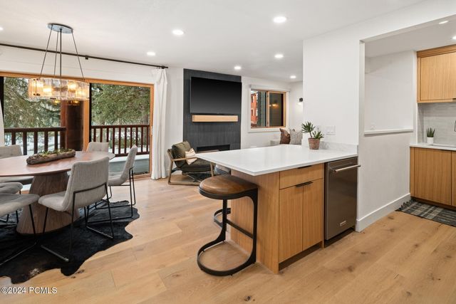 401 Silver King Dr # 44, Park City