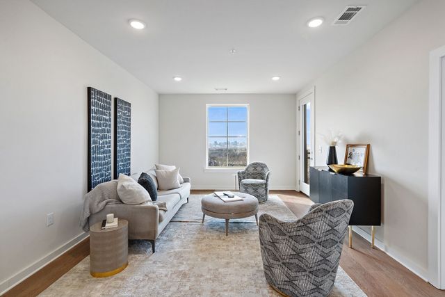 2900 Edwin Way 402, Nashville