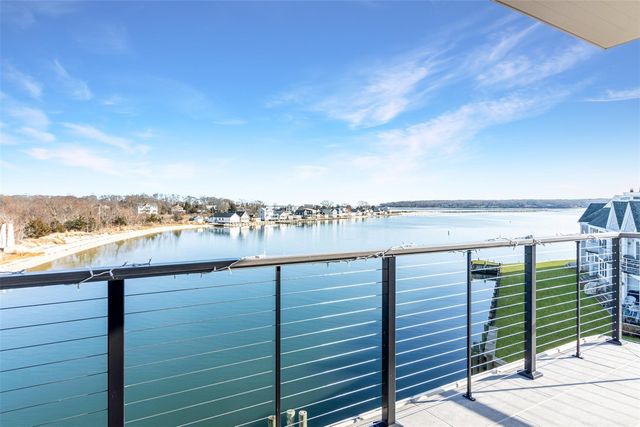 123 Sterling Street # 12, Greenport
