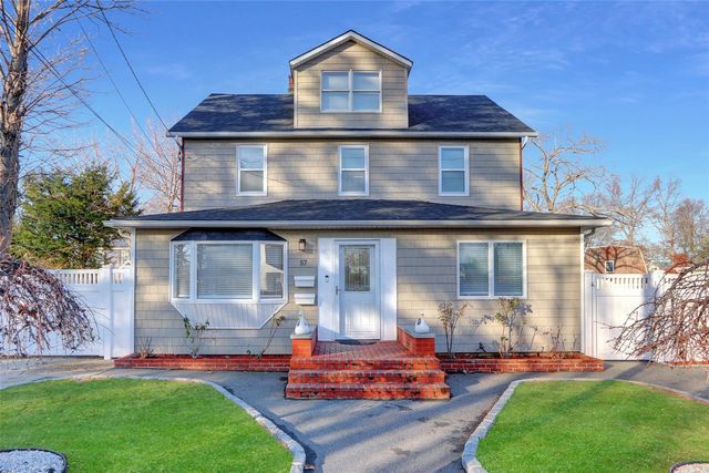 57 Fischer Avenue, Islip Terrace