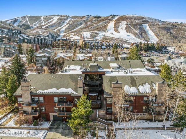 1375 Woodside Ave 203, Park City