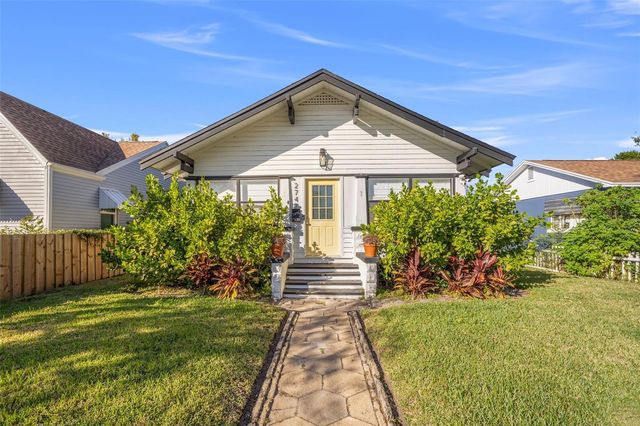 2747 3rd Avenue N, SAINT PETERSBURG
