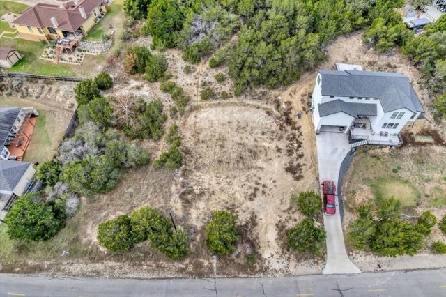312 Alloway Drive, Spicewood