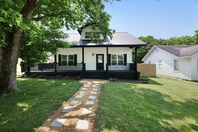 225 E Winchester St, Gallatin